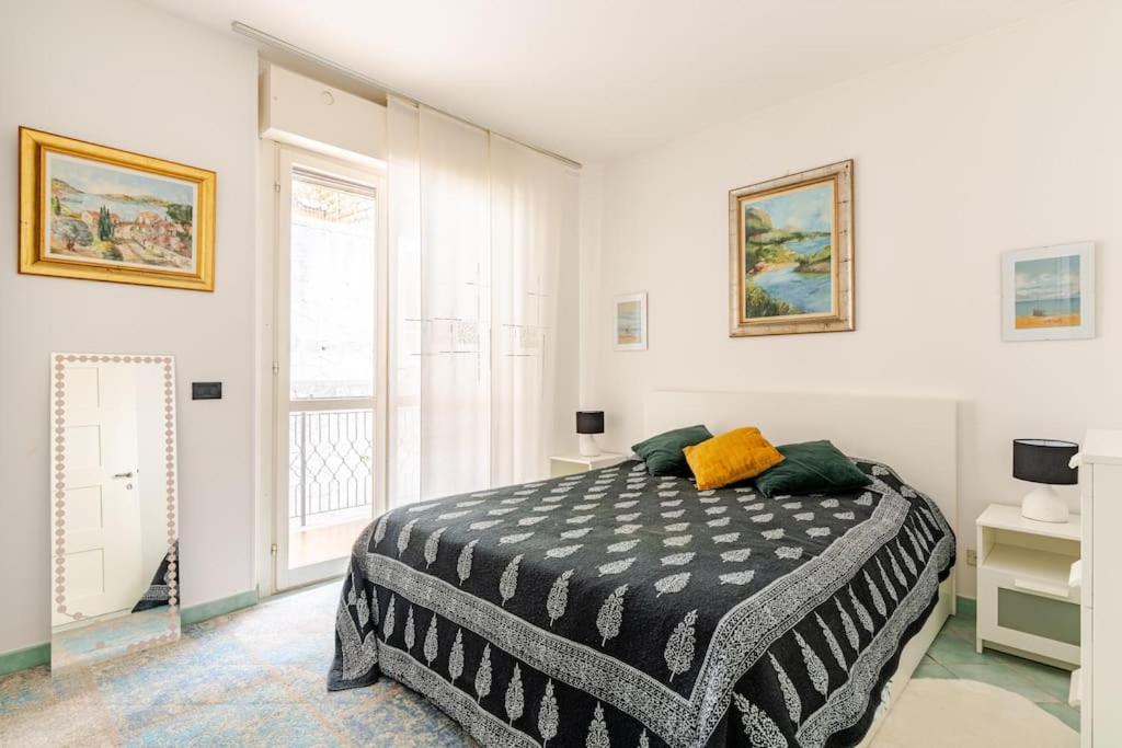 Thekeystudio, La Casa Del Mare Azzurro With Seaview Вентимилья Экстерьер фото