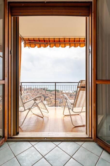 Thekeystudio, La Casa Del Mare Azzurro With Seaview Вентимилья Экстерьер фото
